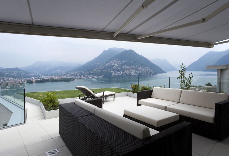 Retractable Awning Replacement in Marin County, CA