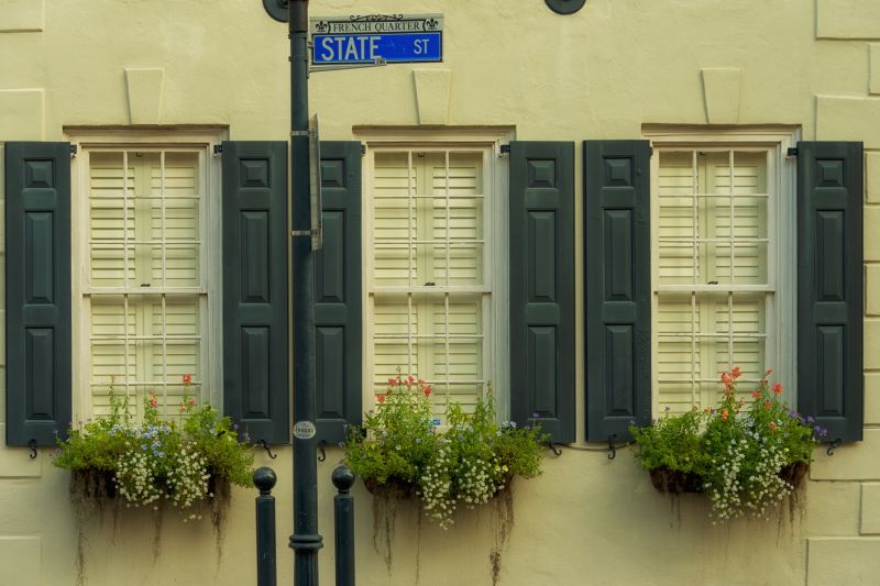 Shutter Mounting in Overland Park, KS